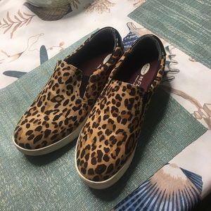 Dr Scholls Be Free Energy Technology leopard comfort shoes